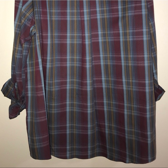 Roundtree & Yorke Casual Button-Down Collar Shirt - Picture 4 of 4